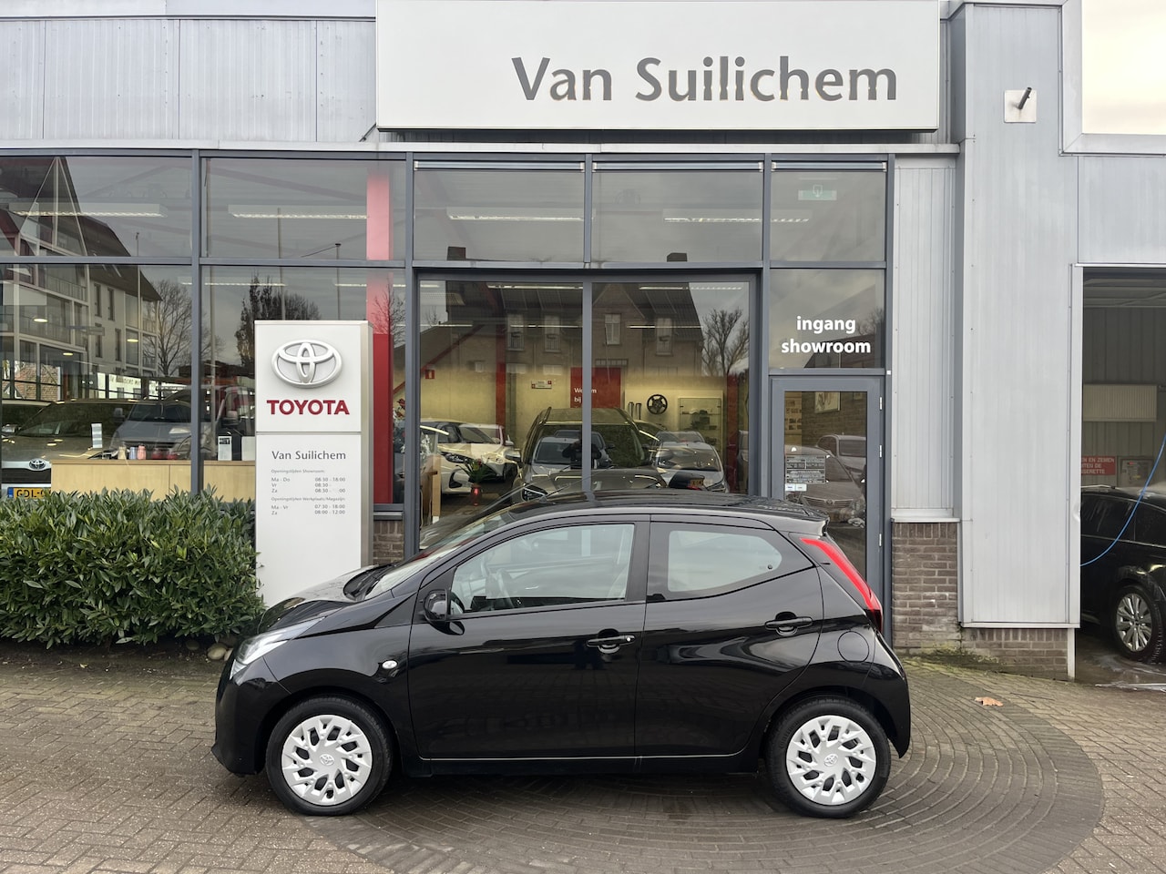 Toyota Aygo - 1.0 VVT-i x-play 1.0 VVT-i x-play - AutoWereld.nl