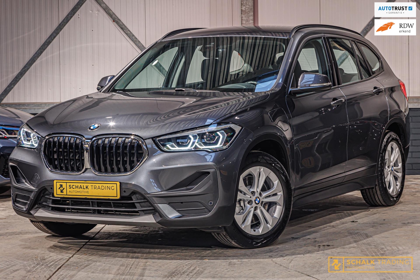 BMW X1 - XDrive25e Executive|PDC|Navi-XL|Dealer ond|NW APK - AutoWereld.nl