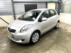 Toyota Yaris - 1.3 VVTi Sol 2e eigenaar airco APK 5 deurs