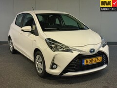 Toyota Yaris - 1.5 Hybrid Active uit 2019 Rijklaar + 12 maanden Bovag-garantie Henk Jongen Auto's in Helm