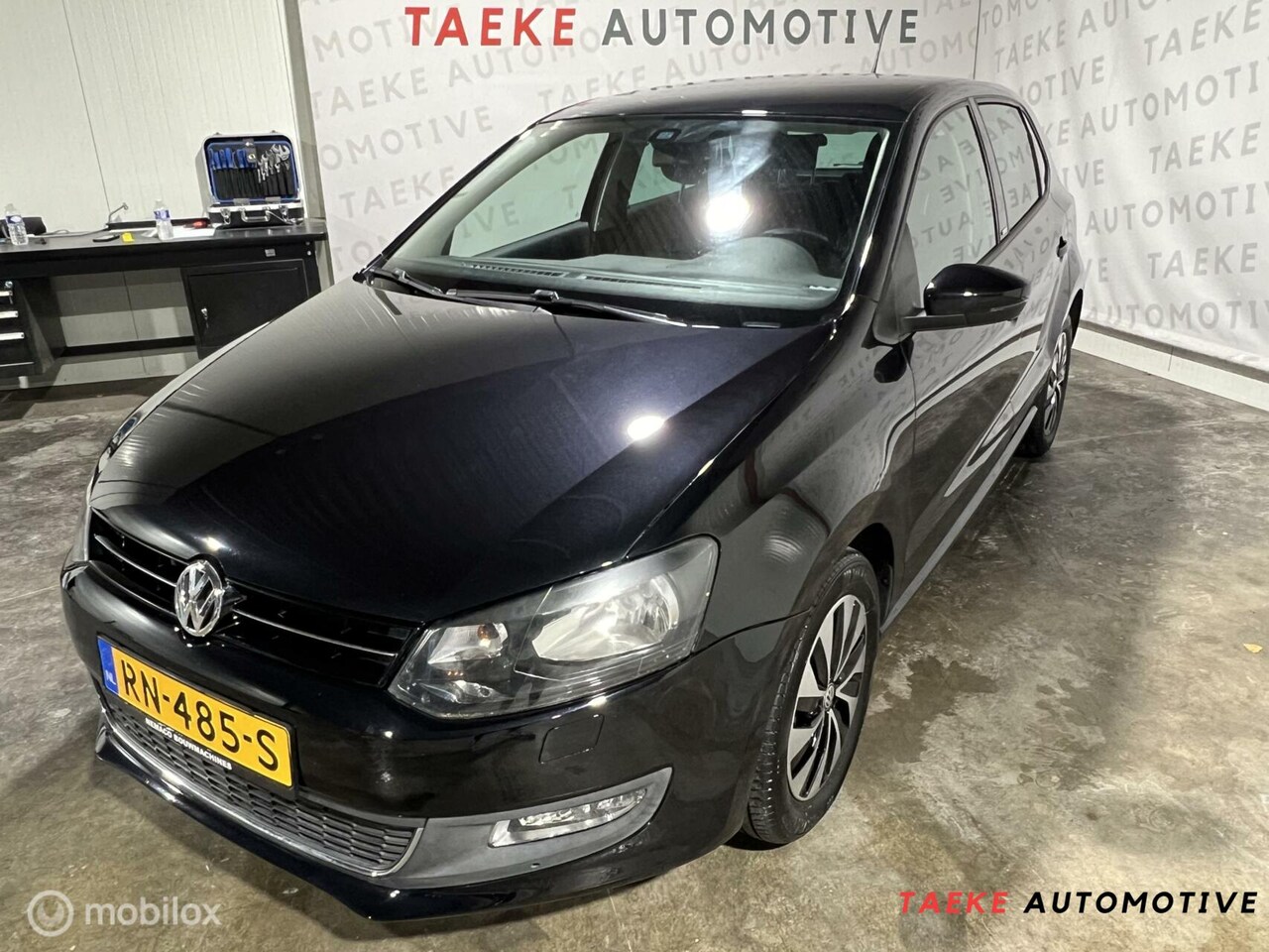 Volkswagen Polo - 1.2 TSI Comfortline AUT/Cruise/Airco - AutoWereld.nl