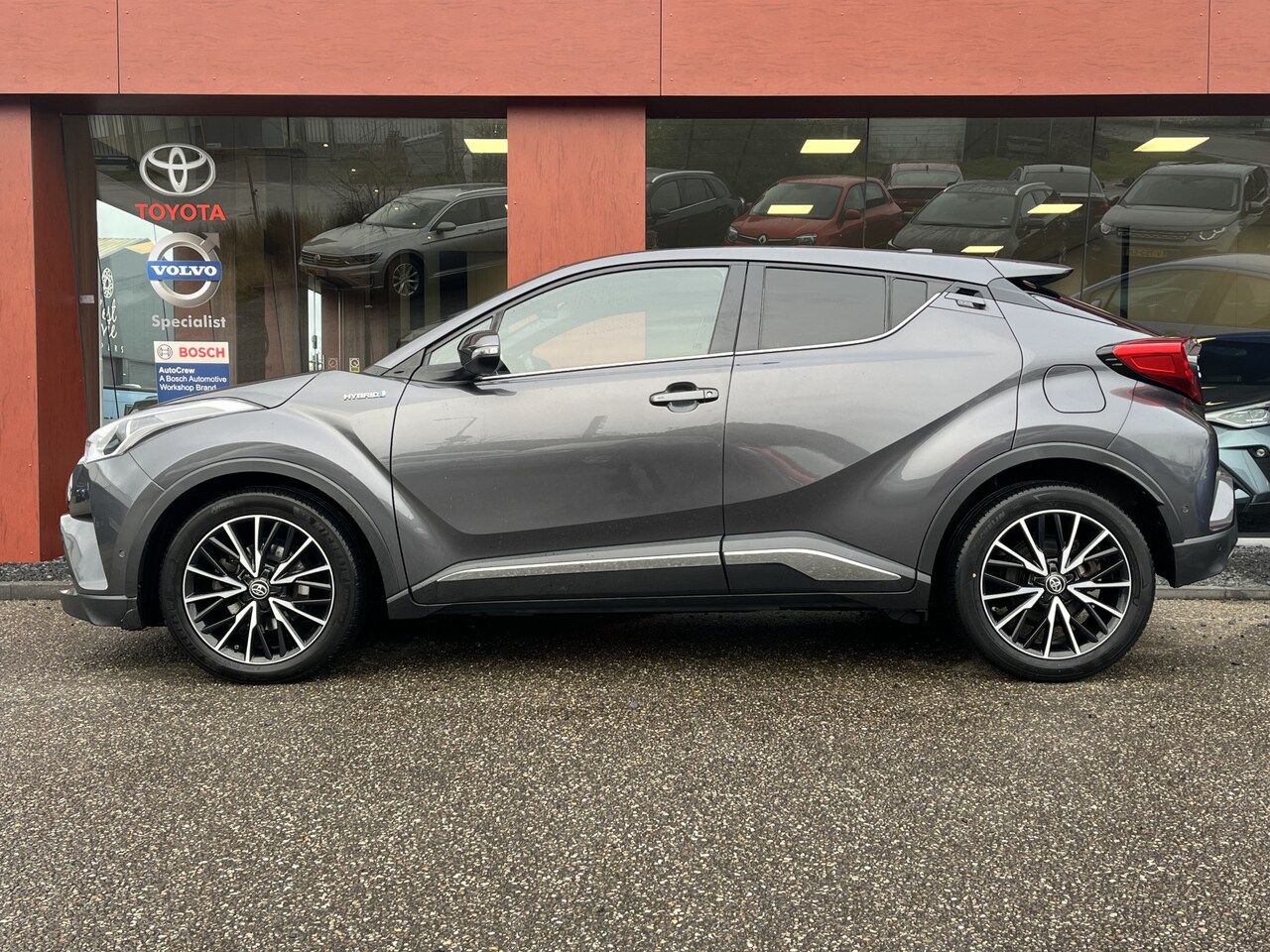 Toyota C-HR - 1.8 Hybrid First Edition 1.8 Hybrid First Edition - AutoWereld.nl