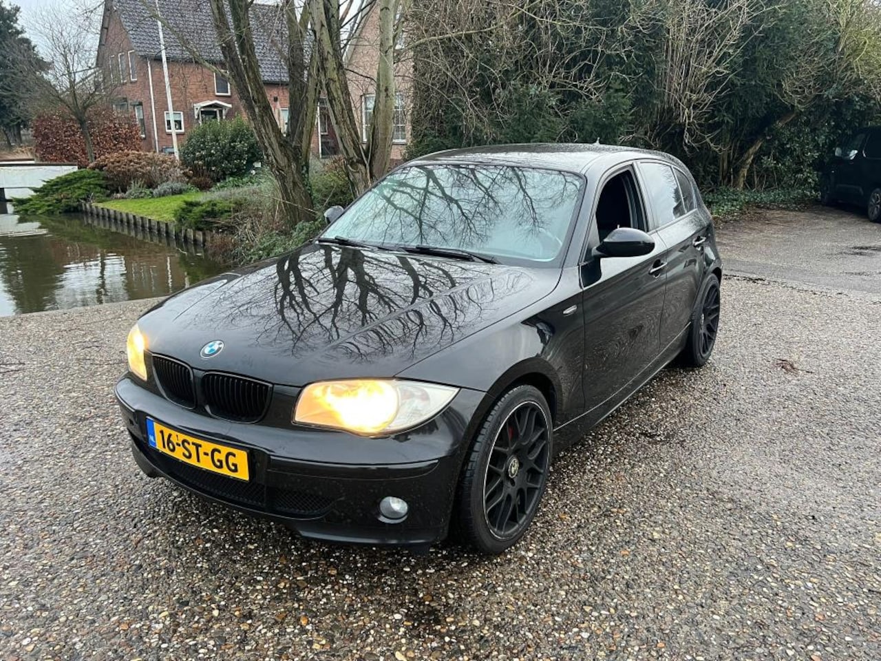 BMW 1-serie - 120i High Executive 120i High Executive - AutoWereld.nl