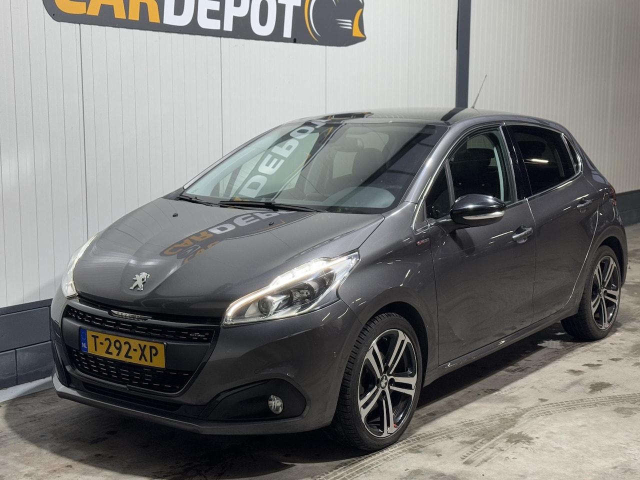 Peugeot 208 - 1.2 PureTech GT-Line 1.2 PureTech GT-Line - AutoWereld.nl