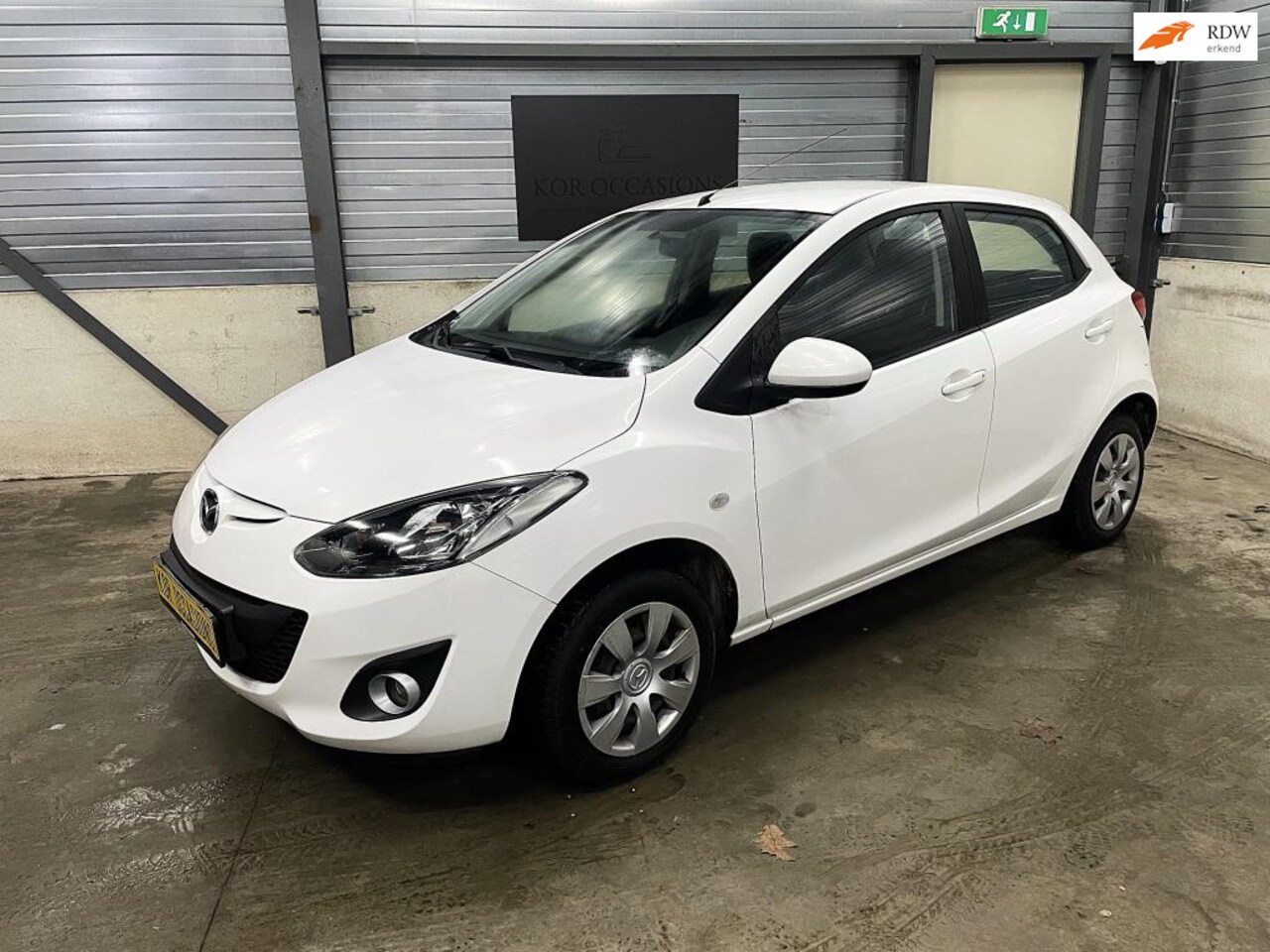 Mazda 2 - 1.3 GT-L 1ste eigenaar stoelverwarming airco - AutoWereld.nl