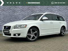 Volvo V50 - 2.0 Business Pro Edition | Leder | Trekhaak | Stoelverwarming | Dakrails | RTI | 17" Spide