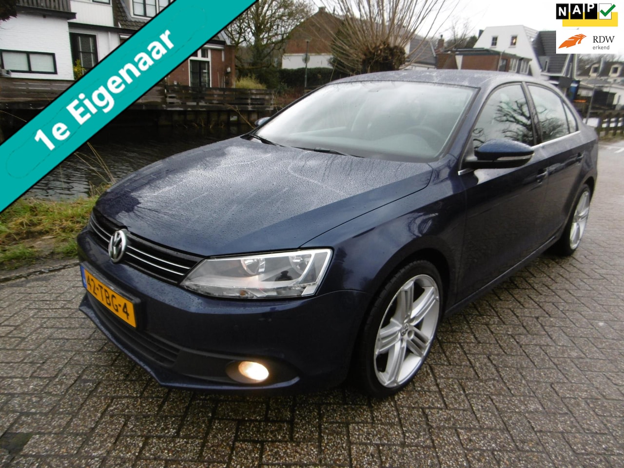 Volkswagen Jetta - 1.2 TSI 105pk 1e eigenaar Clima Navi 151.000km - AutoWereld.nl