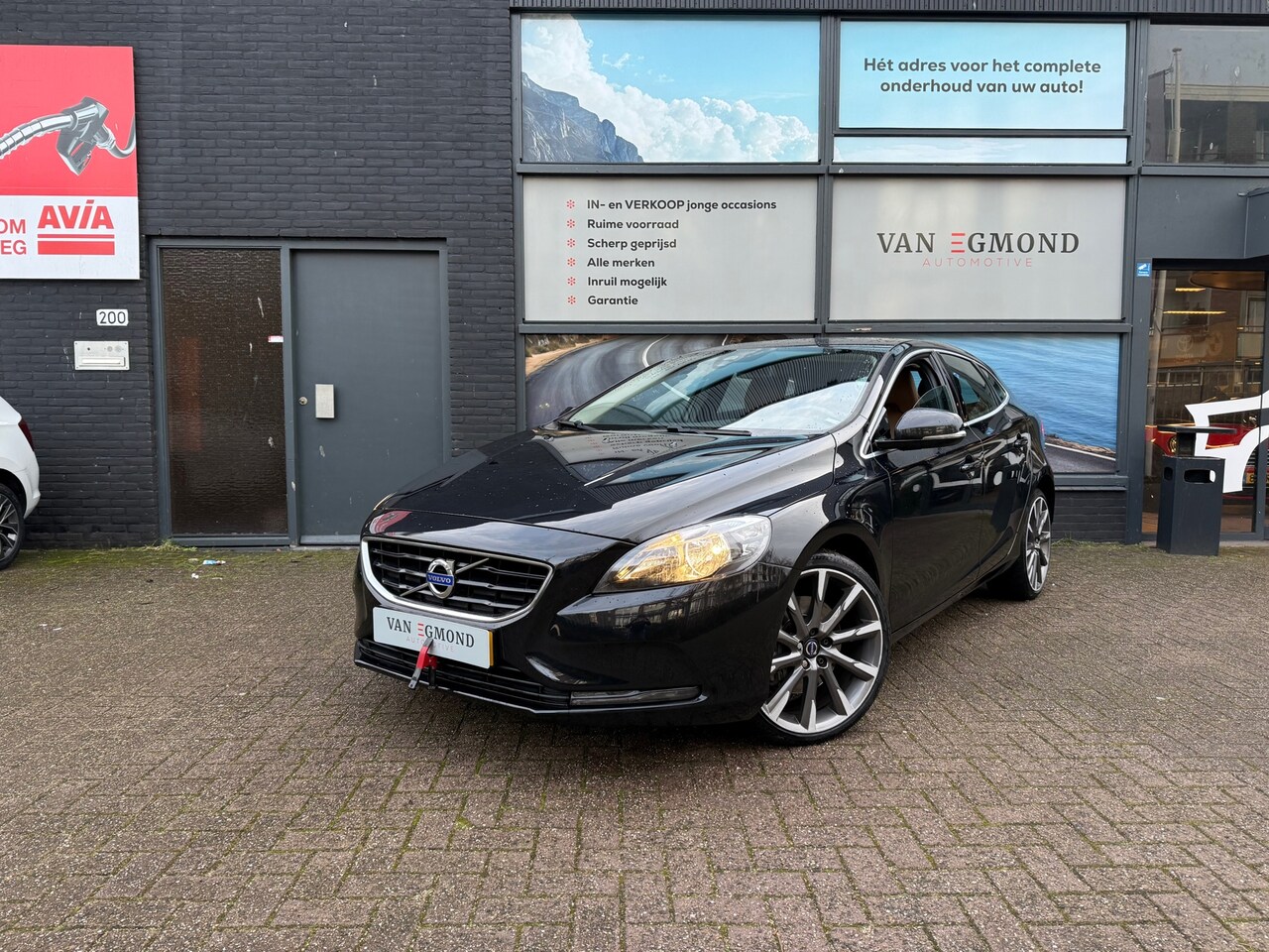 Volvo V40 - 2.0 D4 R-Design Business 2.0 D4 R-Design Business - AutoWereld.nl