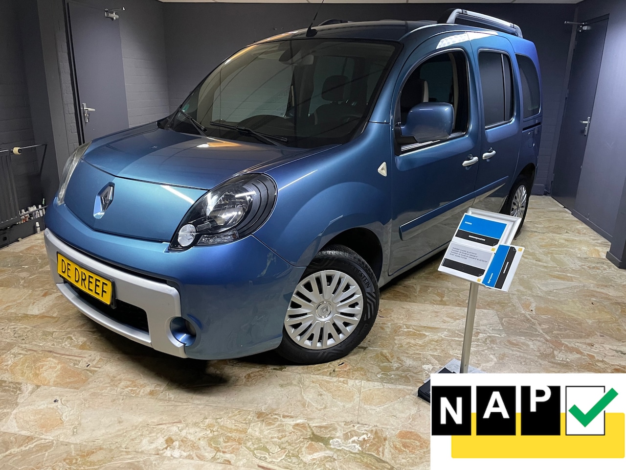 Renault Kangoo Family - 1.6-16V Privilège 1.6-16V Privilège - AutoWereld.nl