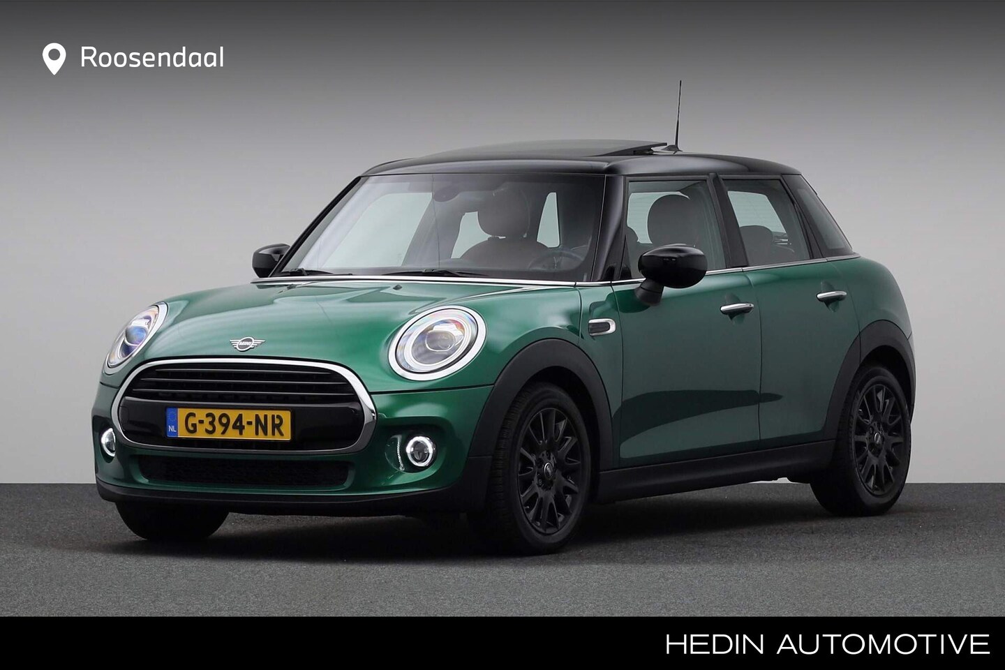 MINI Cooper - 5-deurs 1.5 Business Edition | Panoramadak | Comfortstoelen | Comfort Access | Stoelverwar - AutoWereld.nl