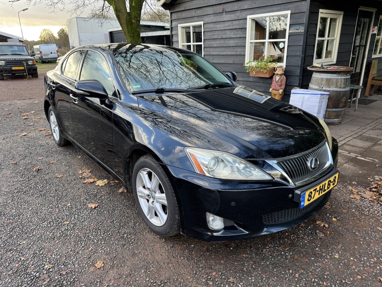 Lexus IS - 250 Business nw. APK - AutoWereld.nl