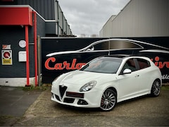 Alfa Romeo Giulietta - 1.7 TBi Quadrifo. PANO|LEER|XENON|CAMERA