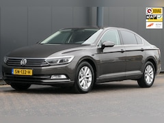 Volkswagen Passat - 1.4 TSI ACT Comfortline NAP Carplay Navi Keyless