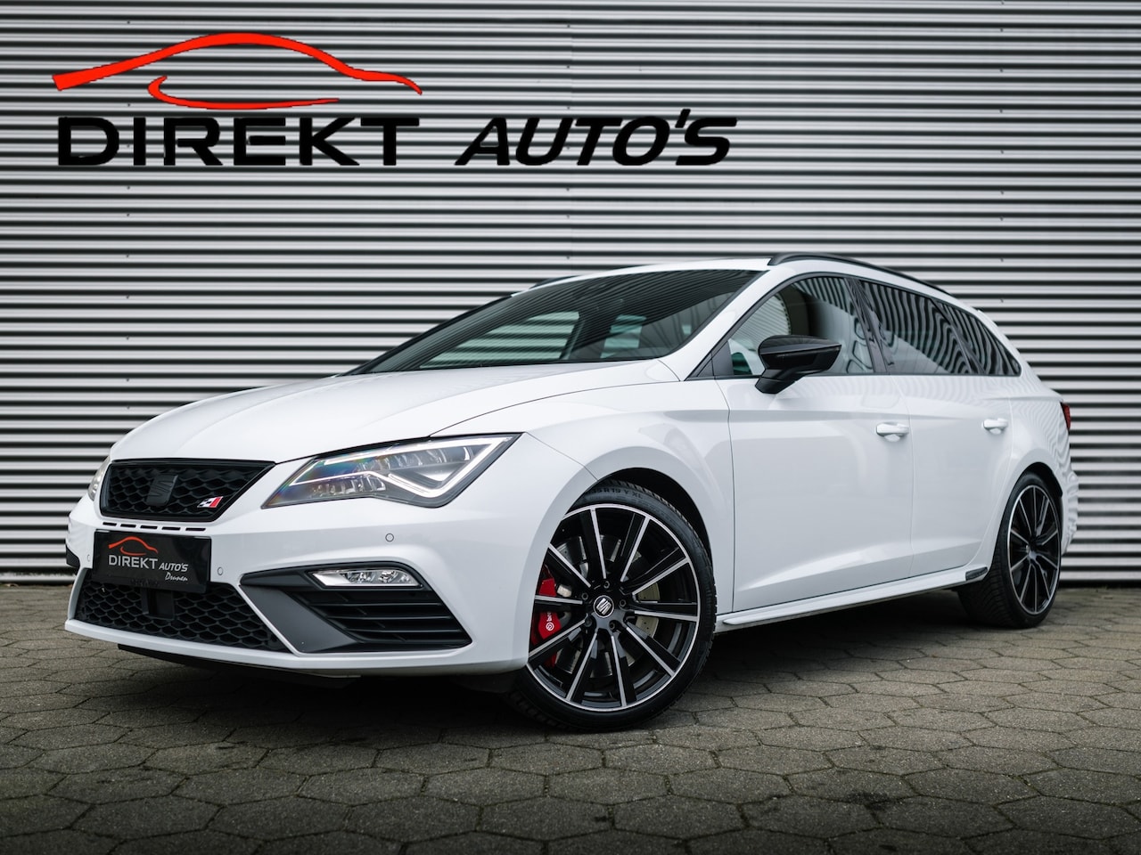 Seat Leon ST - 2.0 TSI CUPRA 300 4DRIVE PERFORMANCE PANO BREMBO - AutoWereld.nl