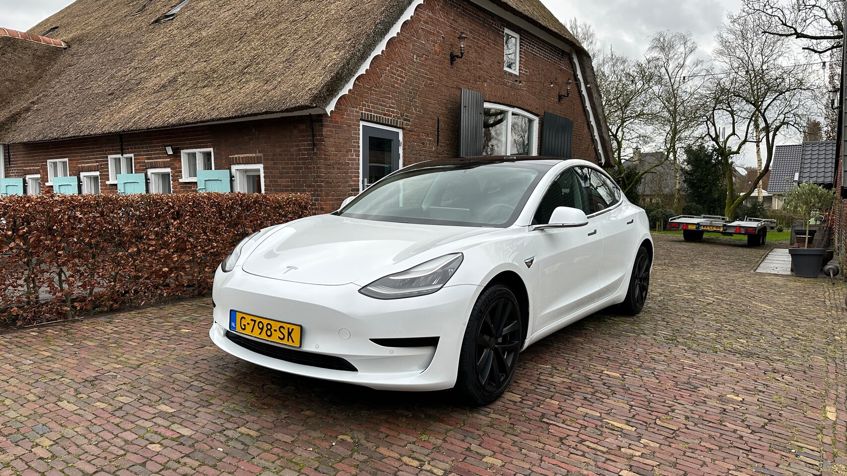 Tesla Model 3 - Standard RWD Plus TREKHAAK - AutoWereld.nl