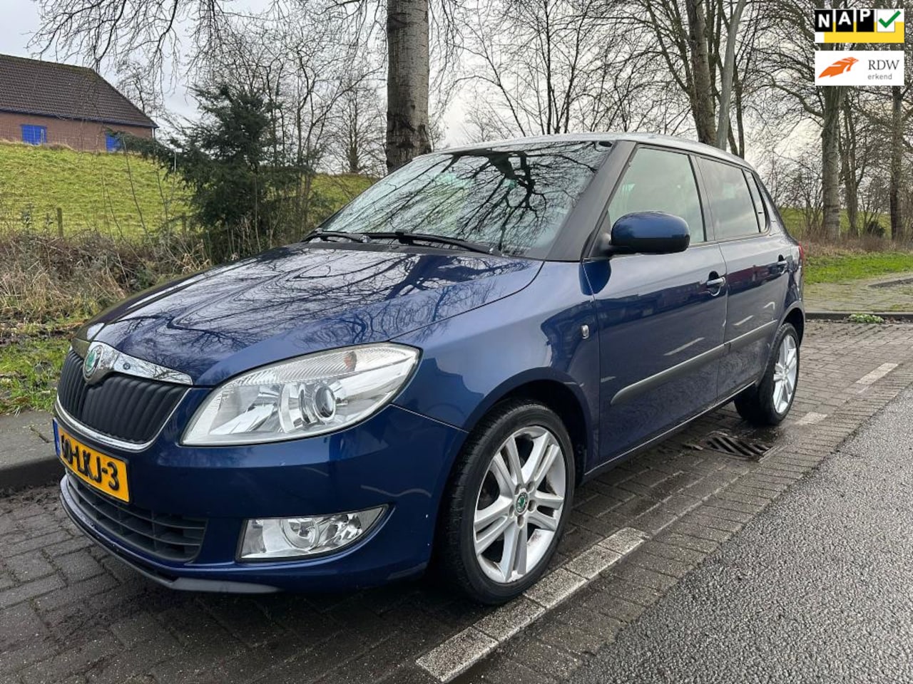 Skoda Fabia - 1.2 TSI Dynamic airco ,met nieuwe apk - AutoWereld.nl