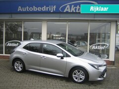 Toyota Corolla - 1.8 HYBRID Dynamic Navi Business Pack