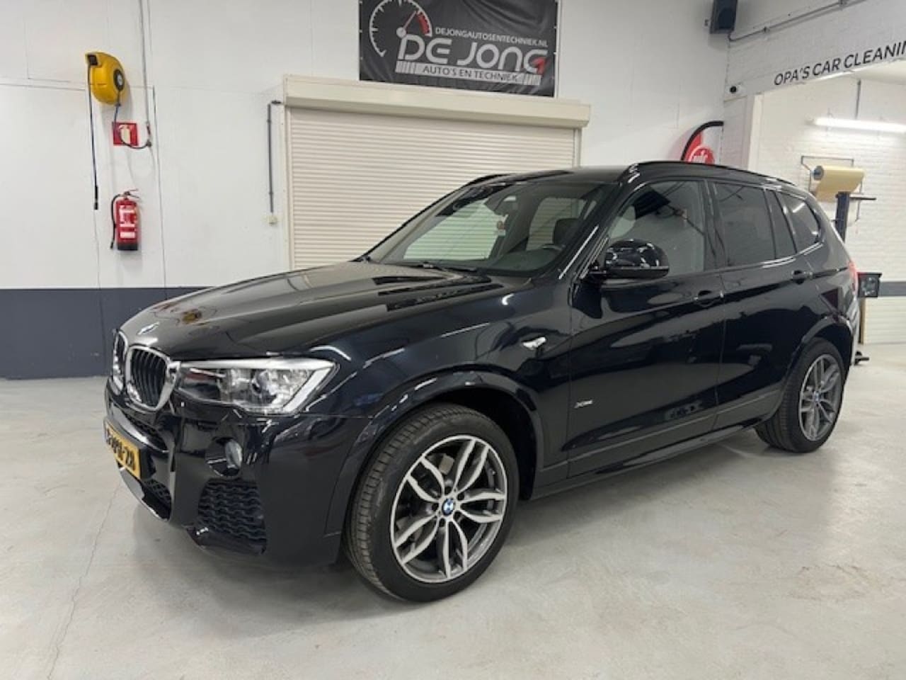 BMW X3 - XDRIVE20I M-SPORT, LEER, PANORAMA, Stoel verw, PDC, NAVI - AutoWereld.nl