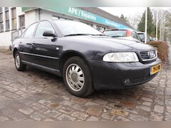 Audi A4 Limousine - 1.6 Advance airco nette auto nw apk bij afl