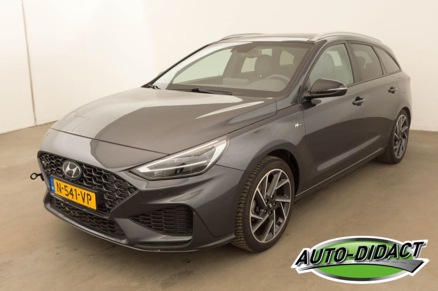 Hyundai i30 Wagon - I-30 1.5 T-GDI Pano MHEV N Line Sky - AutoWereld.nl