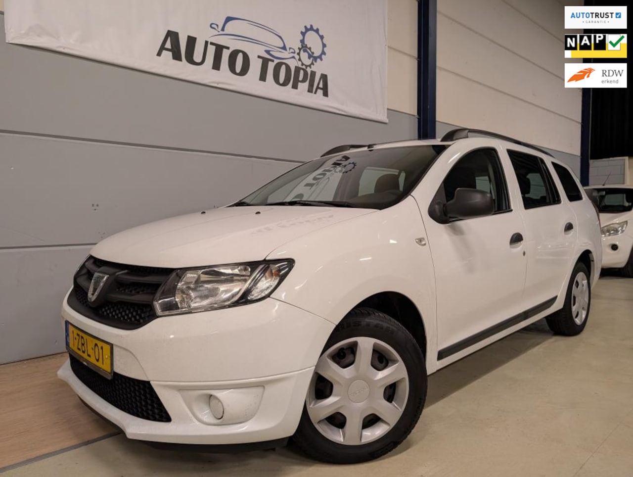 Dacia Logan MCV - 0.9 TCe Ambiance * Trekhaak - Bluetooth - 141000KM! * - AutoWereld.nl