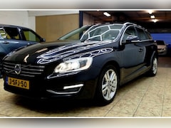 Volvo V60 - 2.4 D6 AWD Hybrid Summum /2DE Eigenaar/Dealer O.H