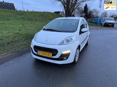 Peugeot 107 - 1.0 Active Airco LED dagrijverlichting