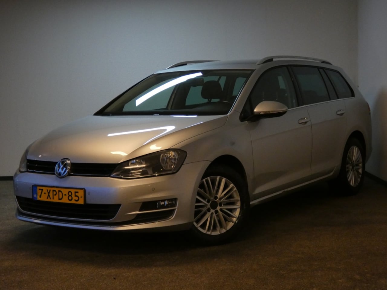 Volkswagen Golf Variant - 1.2 TSI Highline Nwe APk airco - AutoWereld.nl