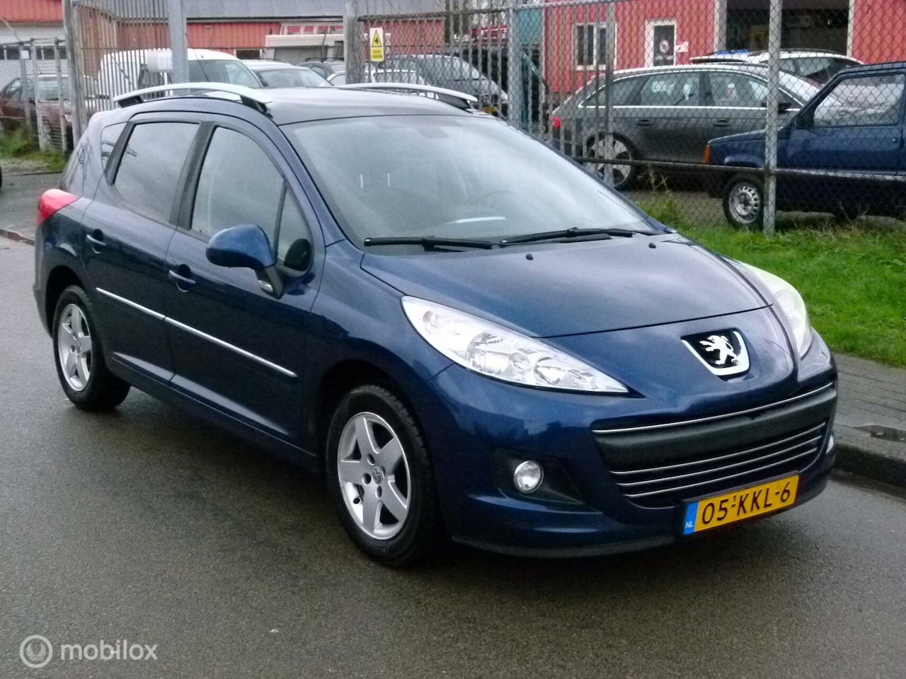 Peugeot 207 SW - 1.4 VTi Executive NIEUWE KOPPELING + APK 2026 - AutoWereld.nl