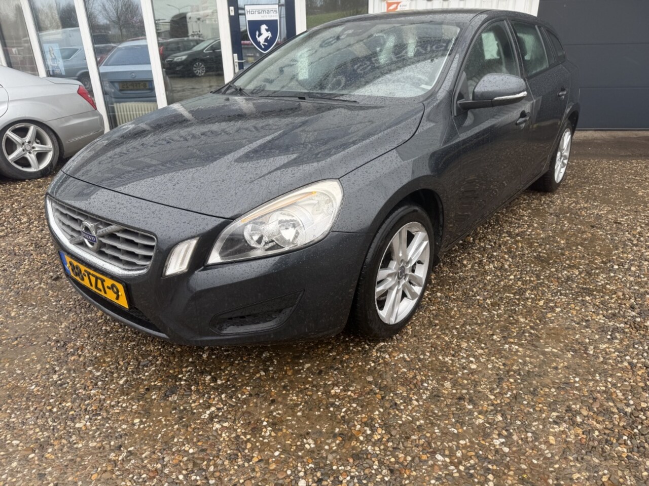 Volvo V60 - 1.6 T3 Kinetic**2012*ZEER MOOI** - AutoWereld.nl