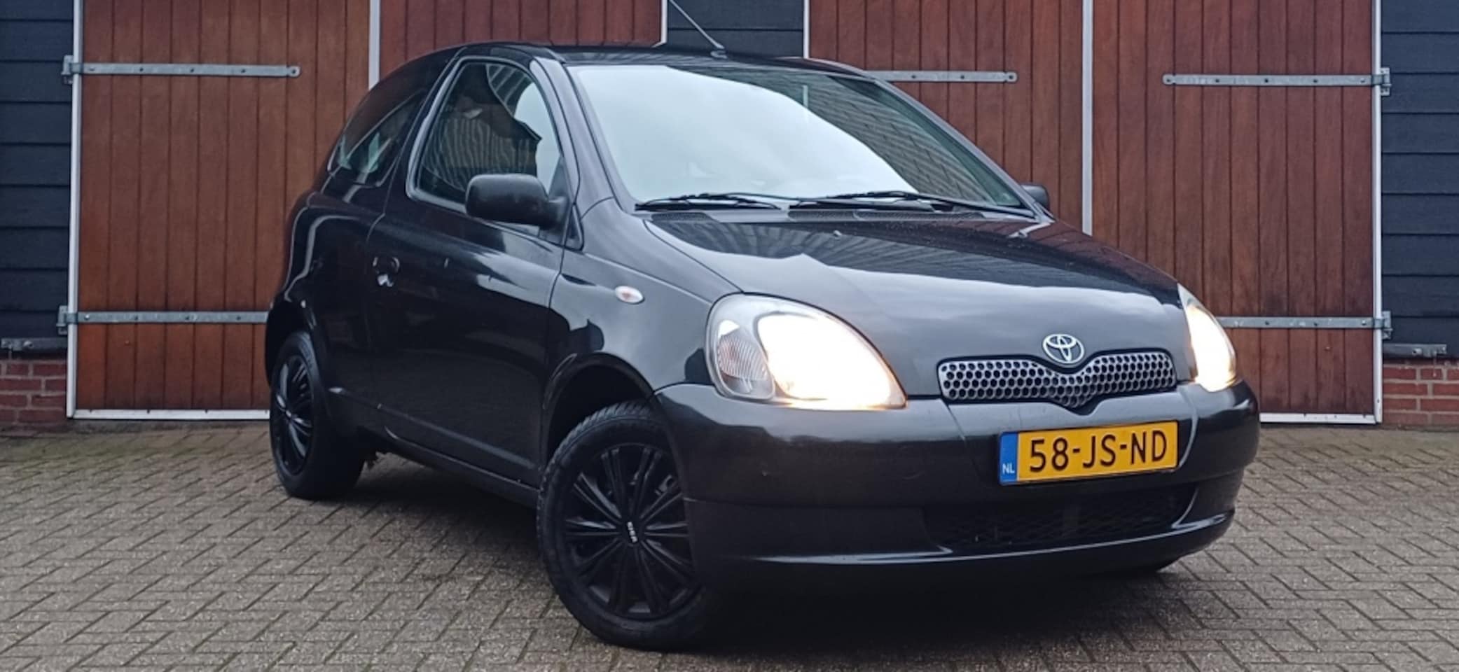 Toyota Yaris - 1.3-16V VVT-i YORIN 1.3-16V VVT-i YORIN, Airco, NAP, Onderhoudsboekjes - AutoWereld.nl