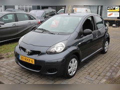 Toyota Aygo - 1.0-12V Now 5-Deurs Airco Elec ramen Centr. vergrendeling Audio af fabriek