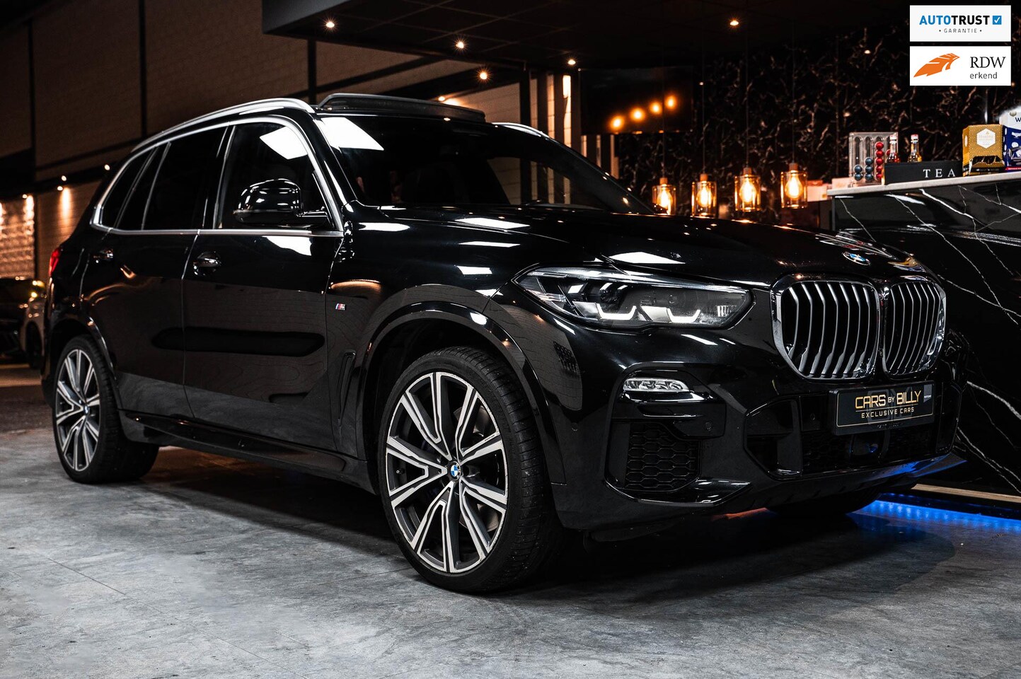 BMW X5 - XDrive30d MPACKAGE|PANO|LEDER|FULL - AutoWereld.nl