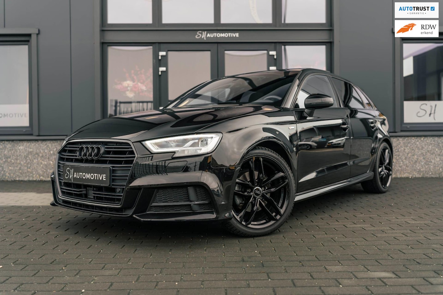 Audi A3 Sportback - 35 TFSI CoD / PANO / CARPLAY / CAMERA / STANDKACHEL - AutoWereld.nl