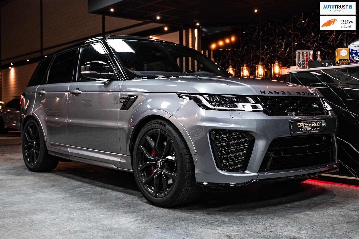 Land Rover Range Rover Sport - 5.0 V8 SC SVR|PANO|SCHAALSTOELEN|FULL - AutoWereld.nl