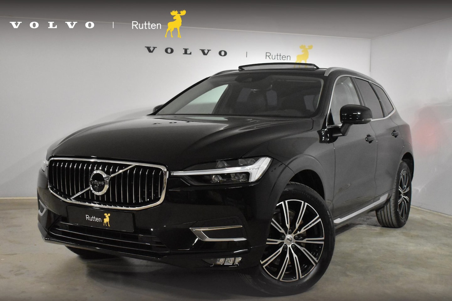 Volvo XC60 - B5 264PK Automaat Inscription Navigatie / Head Up display / Adaptive Cruise Control / Stuu - AutoWereld.nl