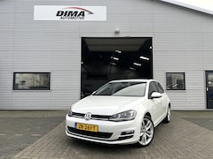 Volkswagen Golf - 1.4 TSI Highline / Car-play / camera / trekhaak Golf 1.4 TSI ACT Highline