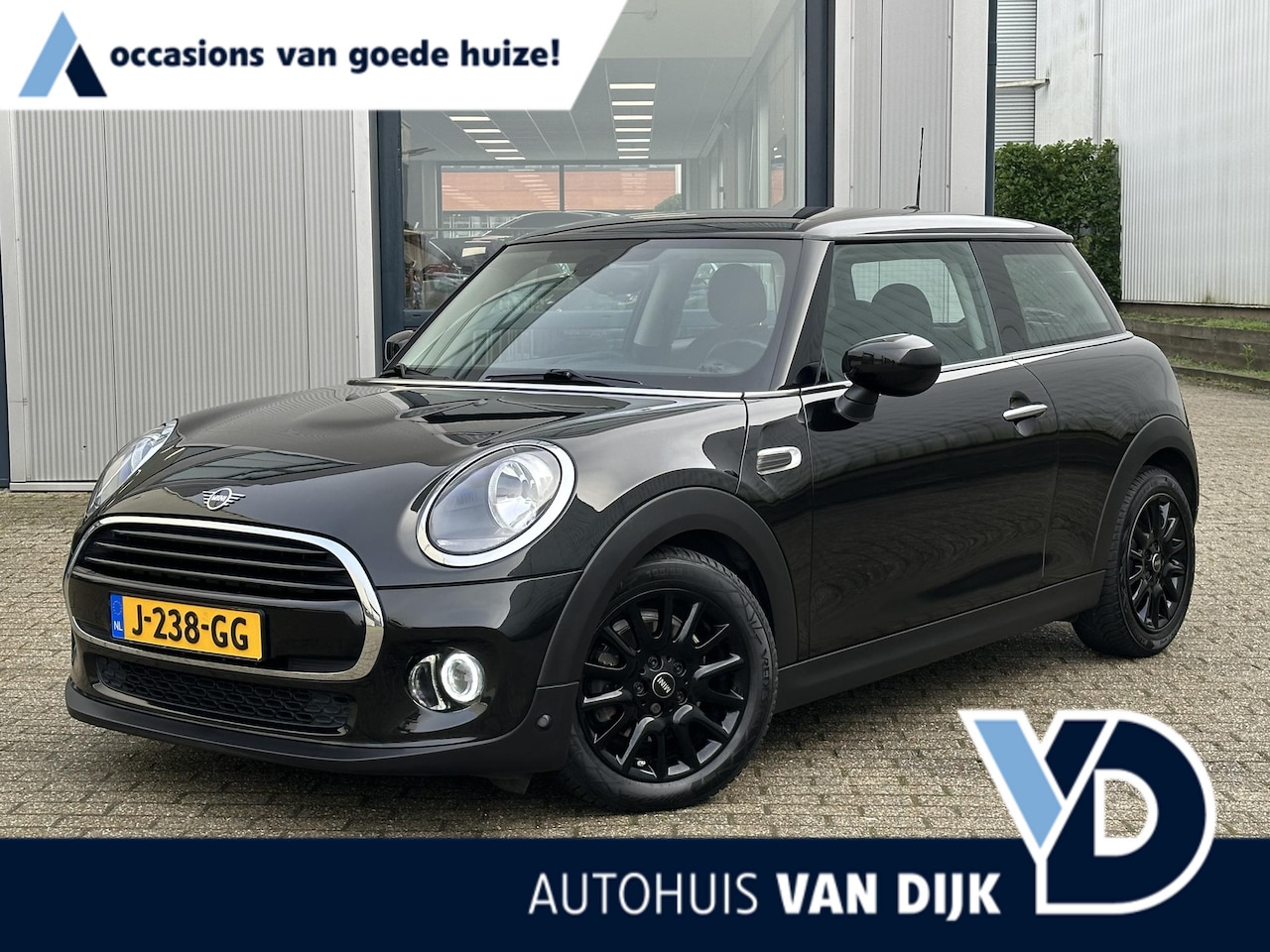 MINI Cooper - Mini 1.5 Aut. 136pk Pepper | Navi/Cruise/PDC/16-inch - AutoWereld.nl