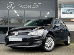 Volkswagen Golf - 1.2 TSI CUP Edition DSG Clima Cruise PDC