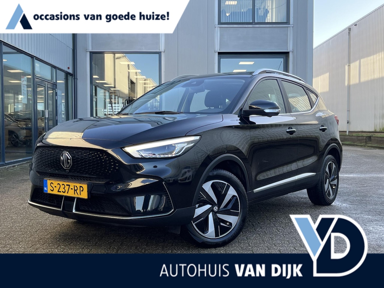 MG ZS - EV Long Range Luxury 70 kWh ** NIEUWJAARSDEAL ** - AutoWereld.nl