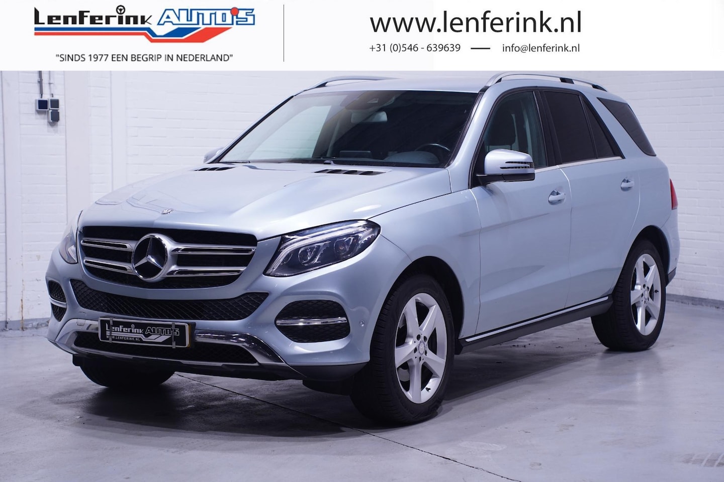 Mercedes-Benz GLE-Klasse - 350d 4 Matic Grijs Kenteken 2-Zits Navi, Camera Trekhaak Wegklapbaar 3.500 kg, Leder Zwart - AutoWereld.nl