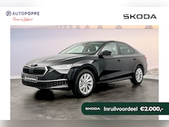 Skoda Octavia - Hatchback Octavia 1.5 TSI e-TEC MHEV 115 DSG-7 First Edition | Achteruitrijcamera | Chrome