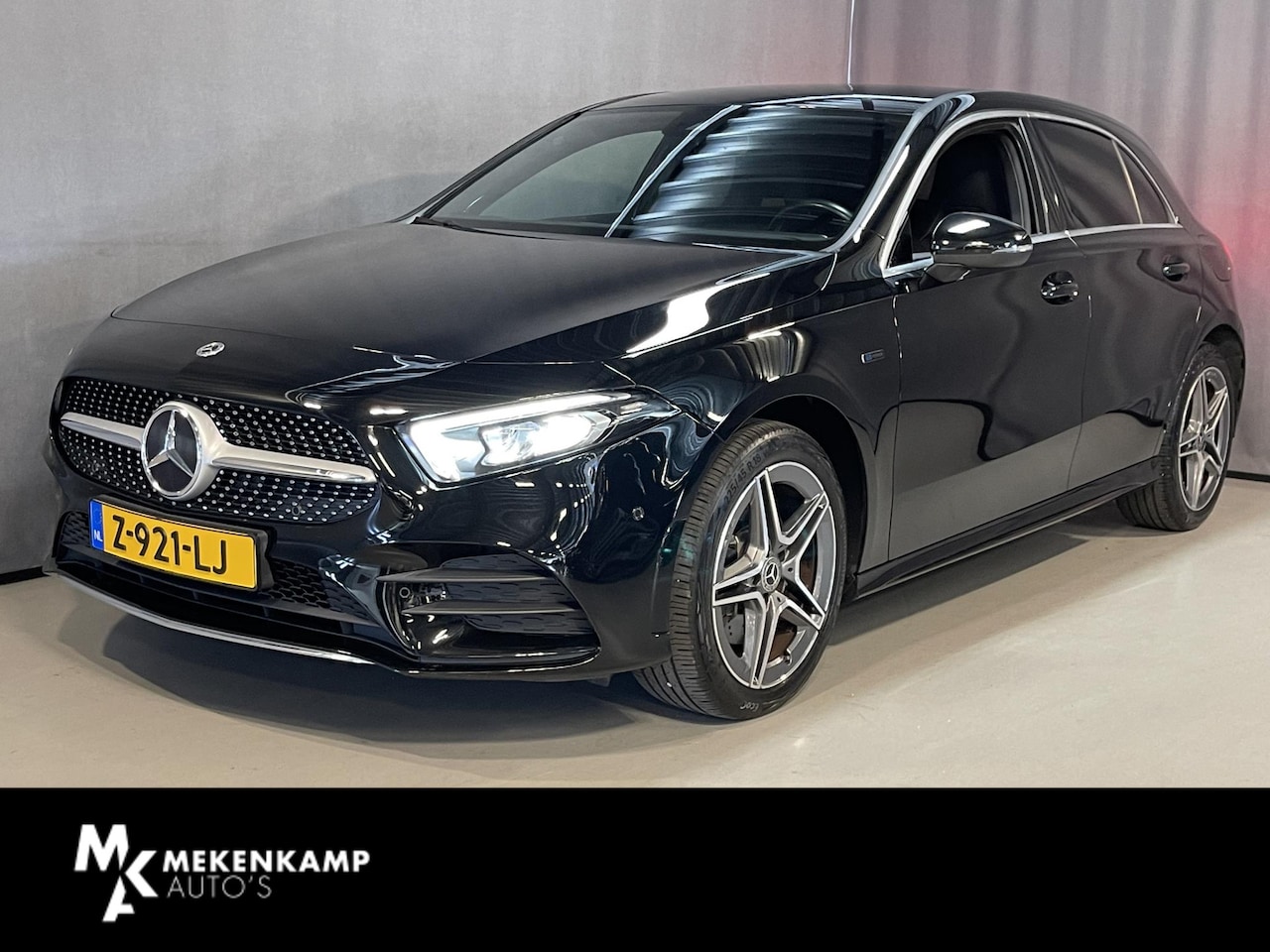 Mercedes-Benz A-klasse - 250 e AMG Line 18''/Camera/LED/PDC V+A/Parkeerassistent/Stoelverwarming/Climate/DAB - AutoWereld.nl