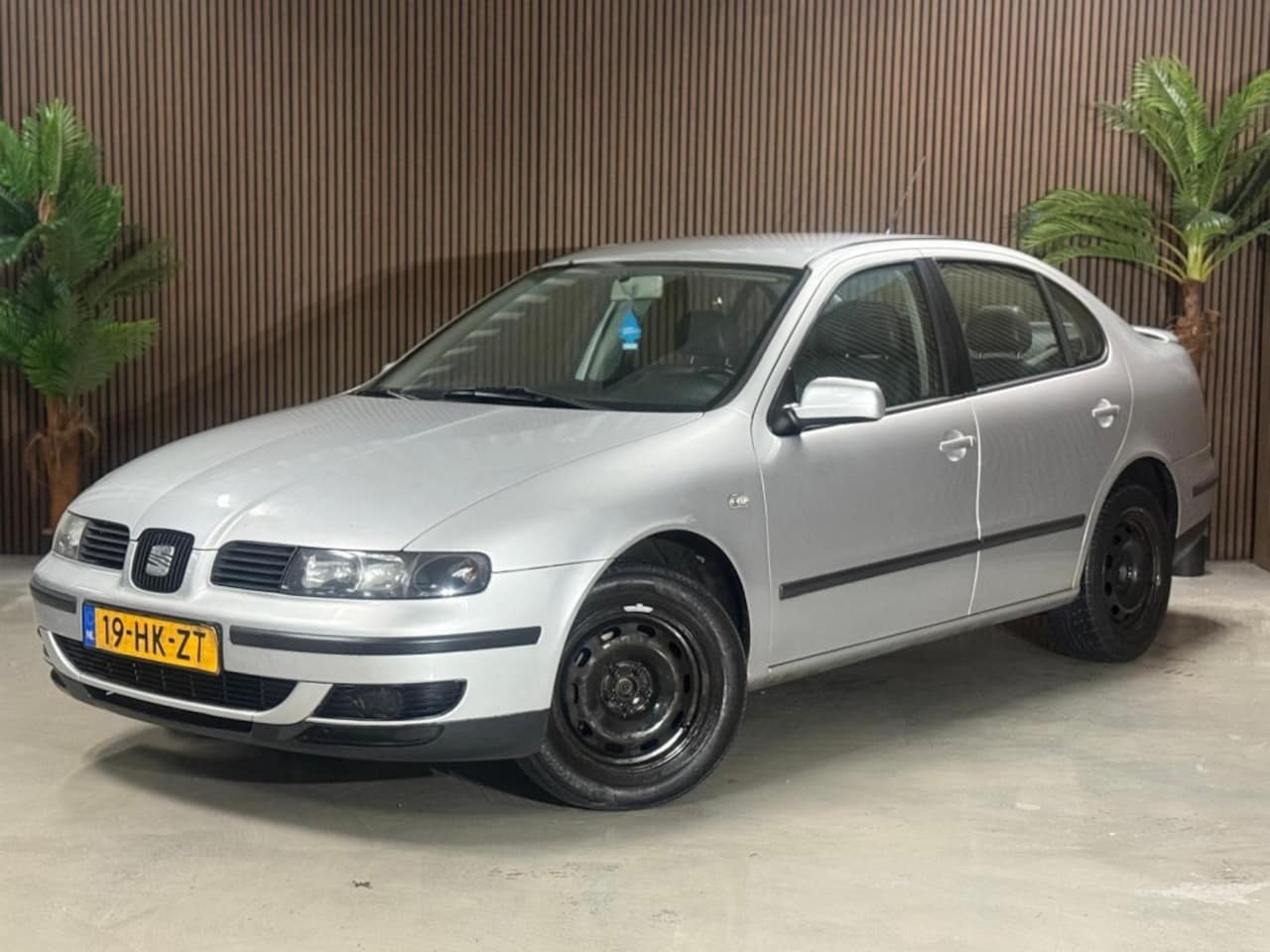 Seat Toledo - 1.8-20V Signo Automaat - AutoWereld.nl