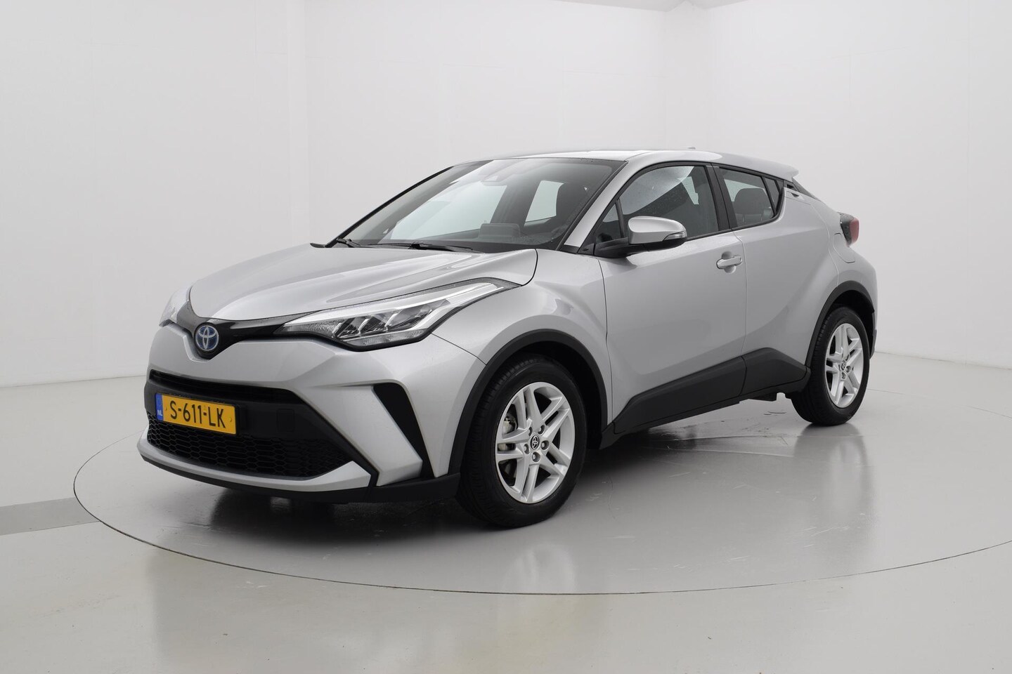 Toyota C-HR - 1.8 Hybrid Active Apple/Android Automaat - AutoWereld.nl