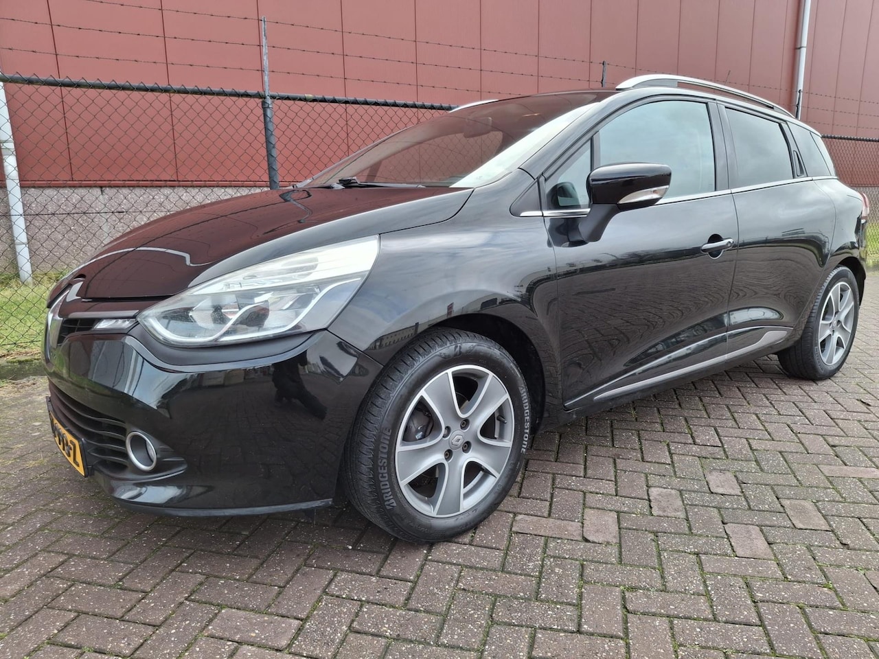 Renault Clio Estate - 0.9 TCe Night&Day - AutoWereld.nl