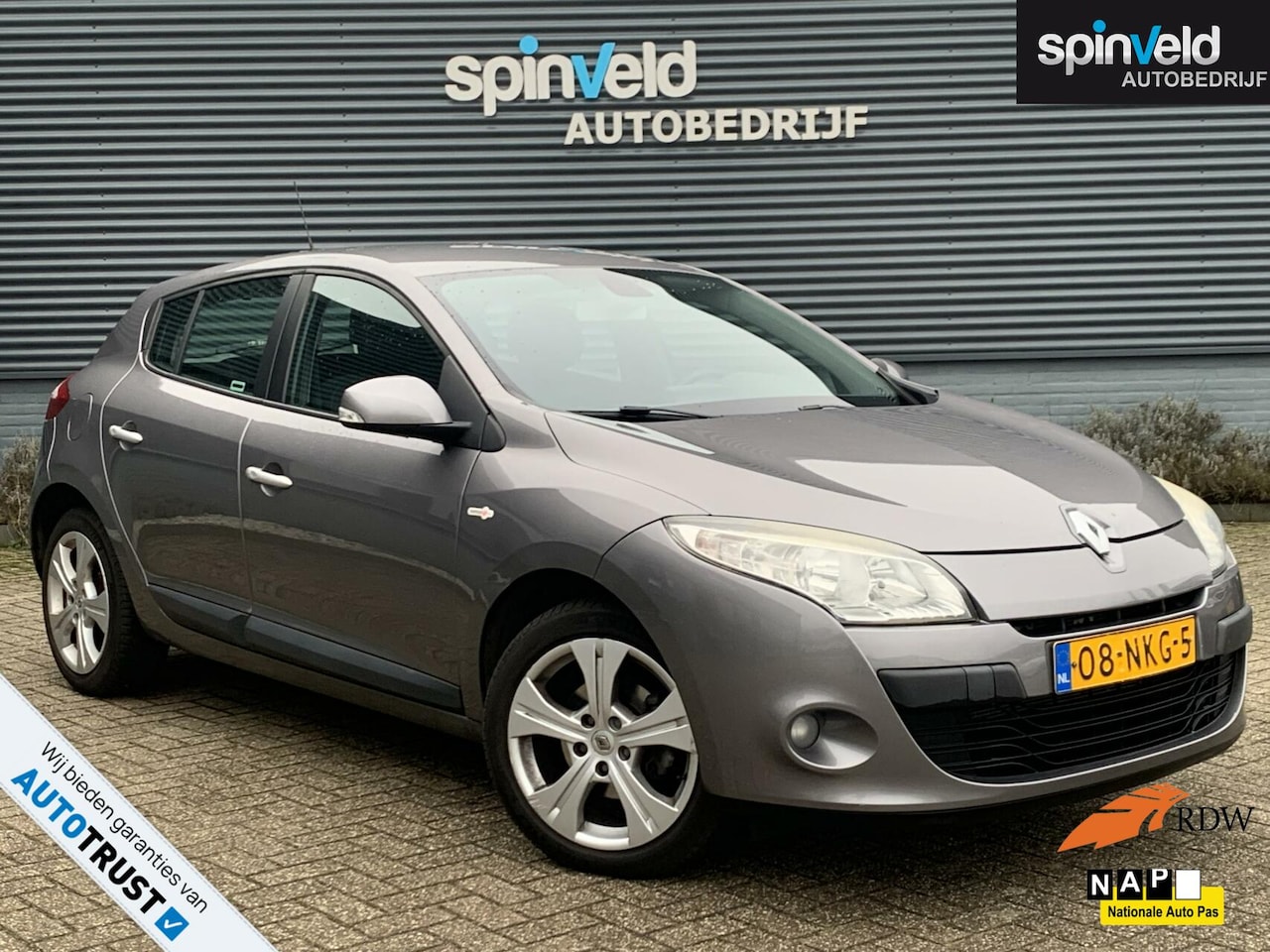 Renault Mégane - 1.6 Celsium BJ’10 NAP NL Navi 5drs Dealer ond - AutoWereld.nl