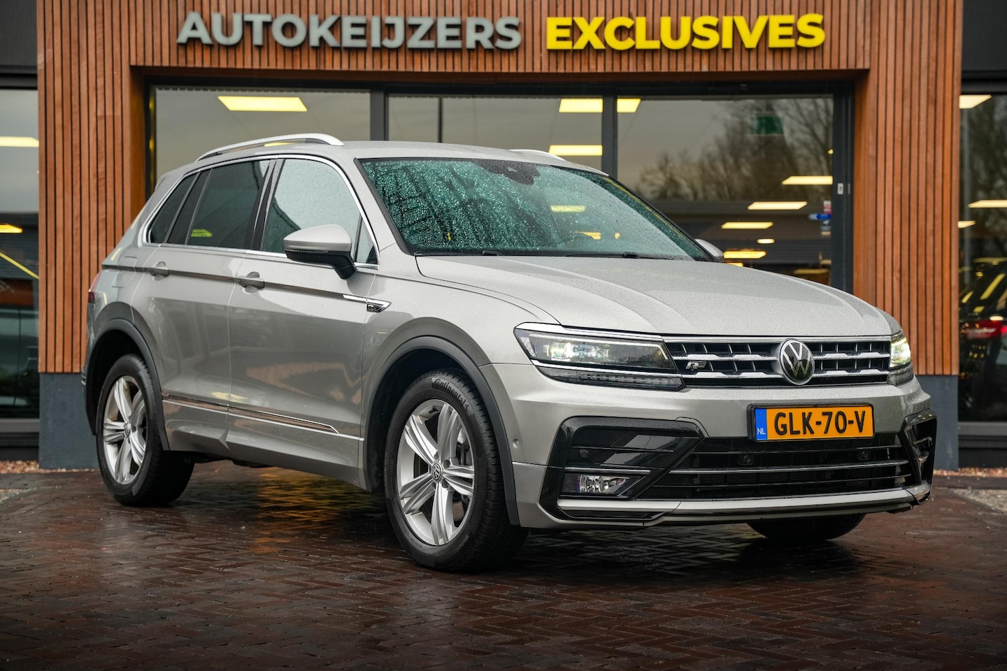 Volkswagen Tiguan - 2.0 TSI 4Motion Highline Business R 2.0 TSI 4Motion Highline Business R - AutoWereld.nl