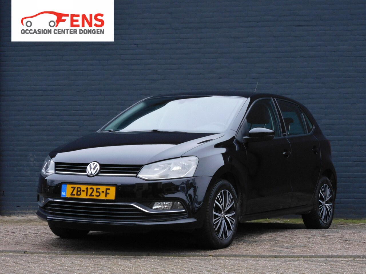 Volkswagen Polo - 1.2 TSI Highline NAVI! BLUETOOTH! DAB+! CLIMA! CRUISE! PARKEERSENSOREN! - AutoWereld.nl