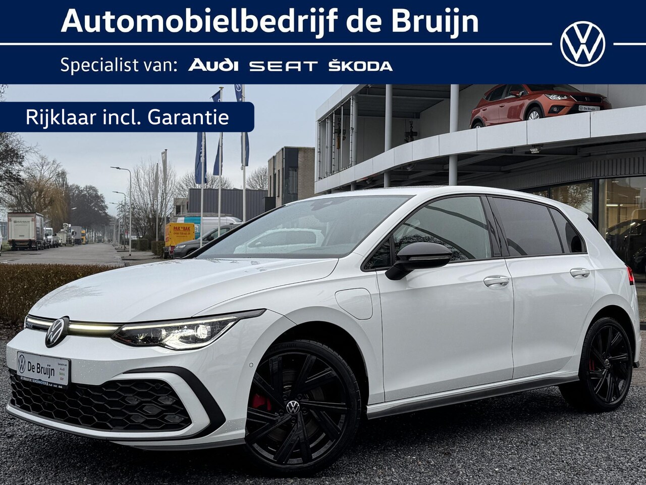 Volkswagen Golf - eHybrid GTE 245pk DSG Blackstyle (Camera,IQ,5j gar,Headup) - AutoWereld.nl